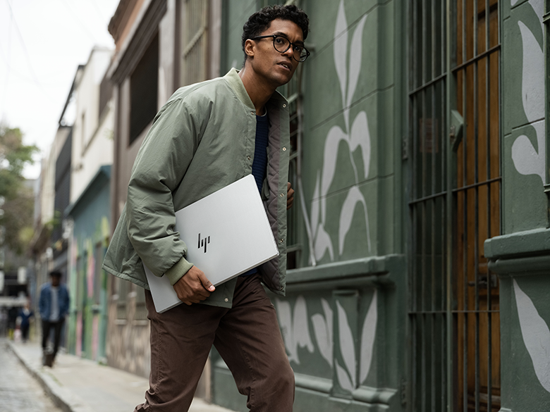 HP OmniBook: Mobiles Arbeiten im urbanen Umfeld