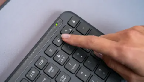 Logitech Signature Slim Combo MK950 for Business_6