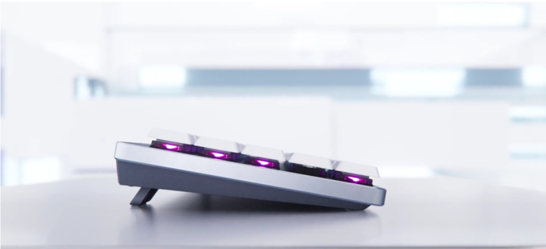 ASUS ROG Falchion RX LP RL_2