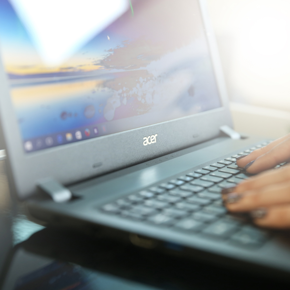 Acer Aspire 3 (A317-54-520F)_5