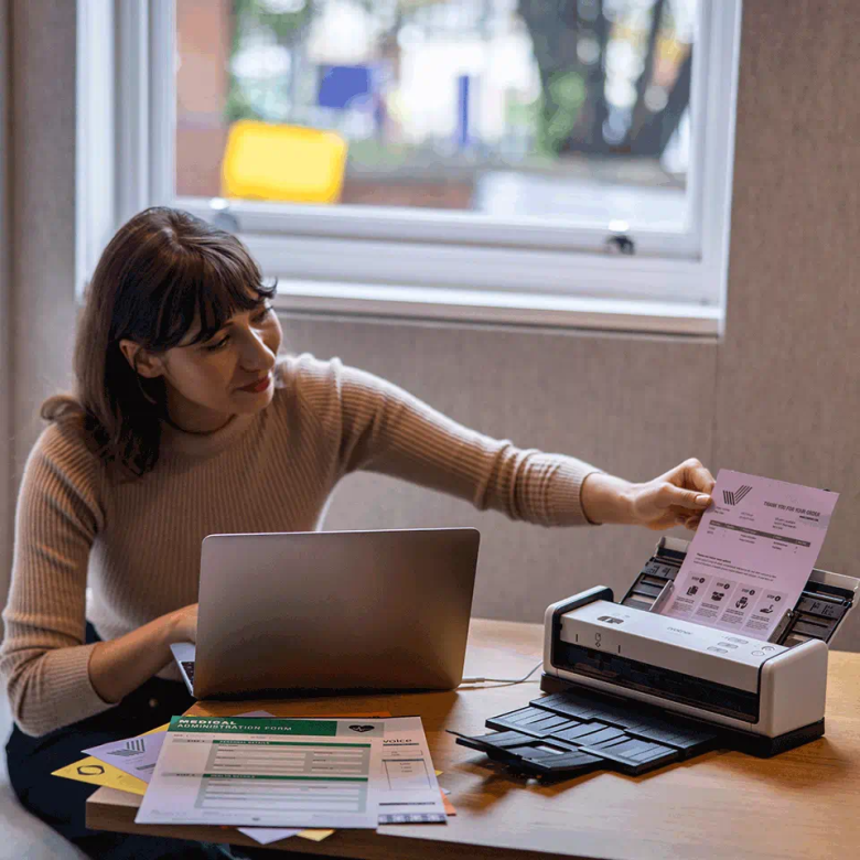 Brother ADS-1300 Dokumentenscanner mit WLAN, Duplex & ADF_2