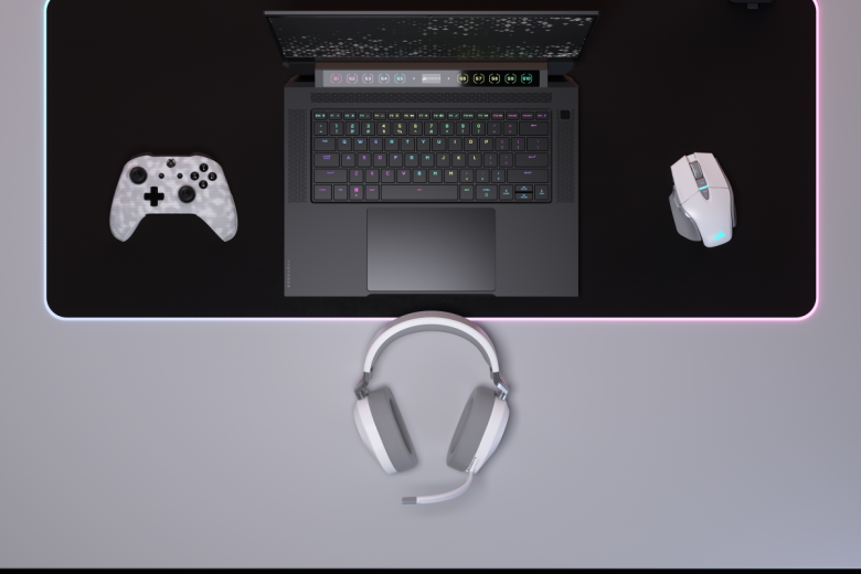 Corsair HS65 Wireless White Gaming Headset_2