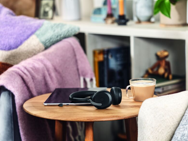 Jabra Evolve2 65 Flex, Ultrakompaktes Stereo Bluetooth Headset_4