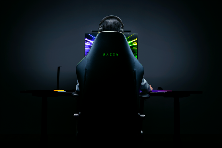 RAZER Kraken V4 Pro Gaming Headset_8