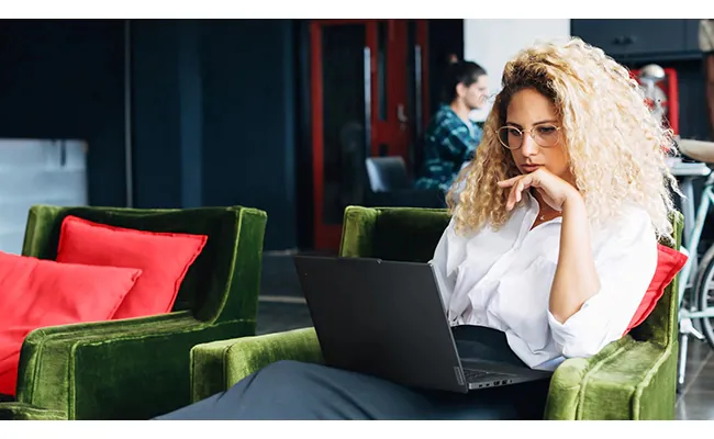 Lenovo ThinkPad T14 Gen6 - 21QC00AKGE-CAMPUS_5