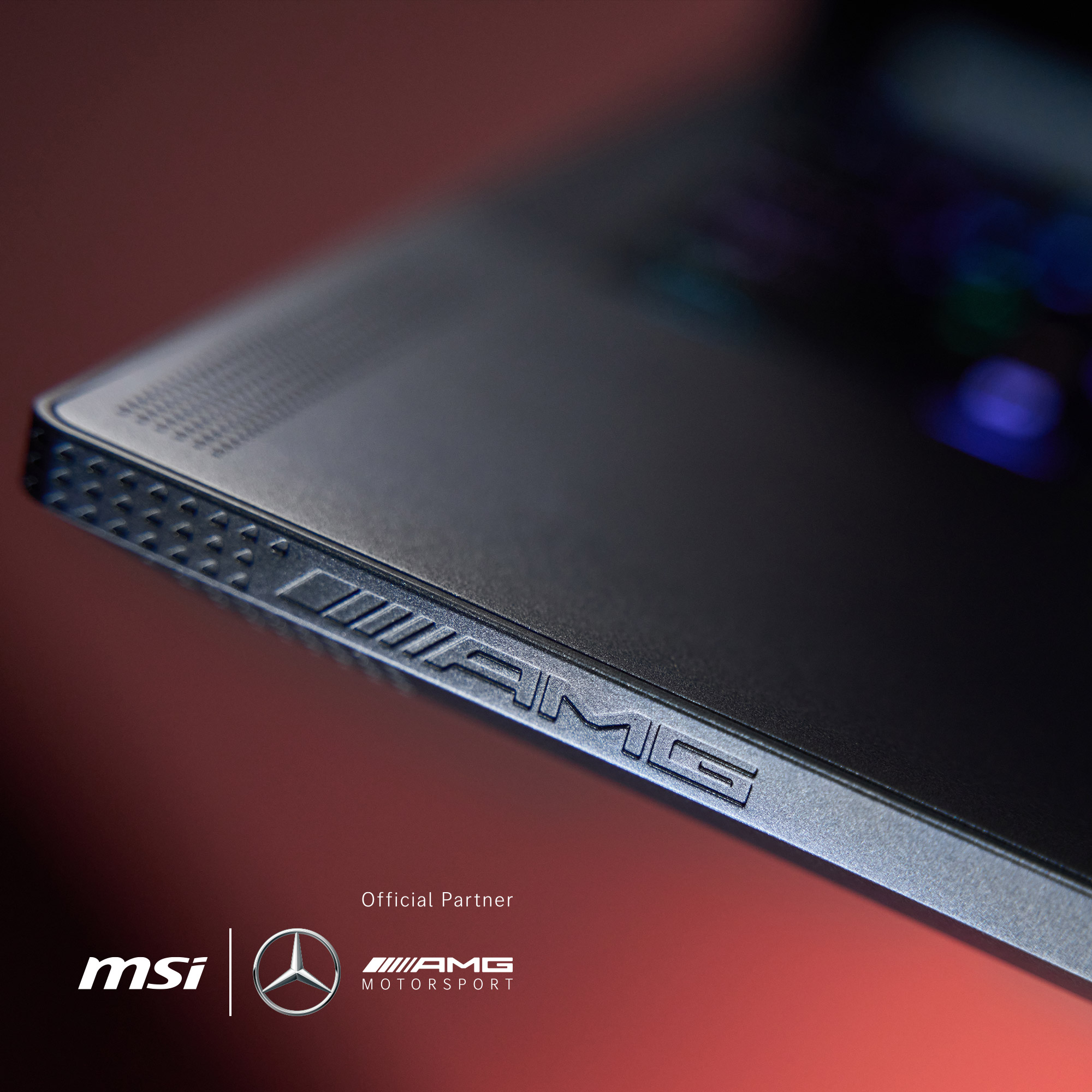 MSI Stealth A16 AI+ Mercedes-AMG Motorsport A3XWGG-052_4