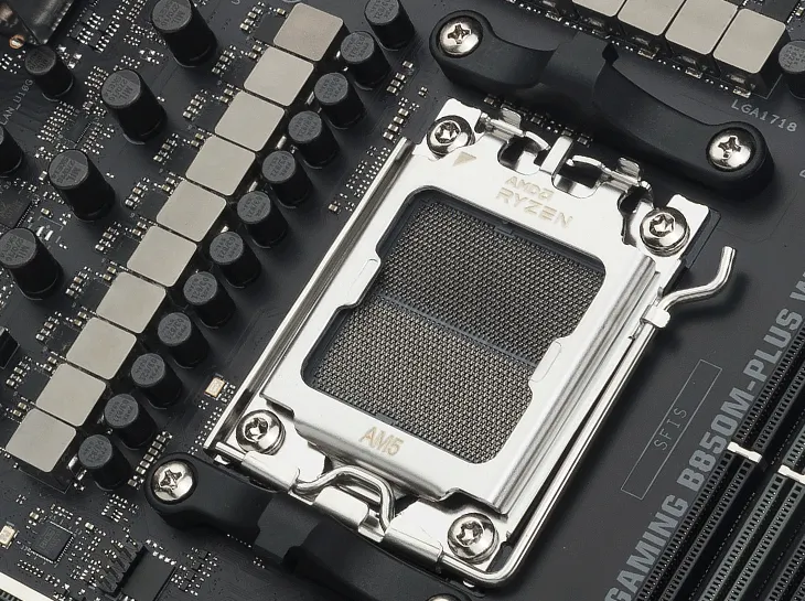 ASUS TUF GAMING B850M-PLUS WIFI7 W Mainboard Sockel AM5_2