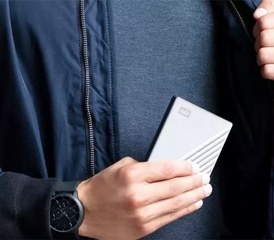 WD My Passport Ultra 2TB Silber_4