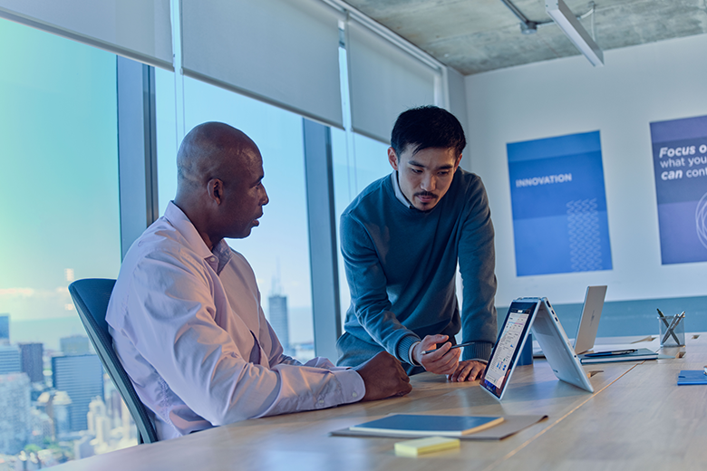 HP EliteBook 8 Flip G1i 13 – Produkt in Nutzung  – Besprechung