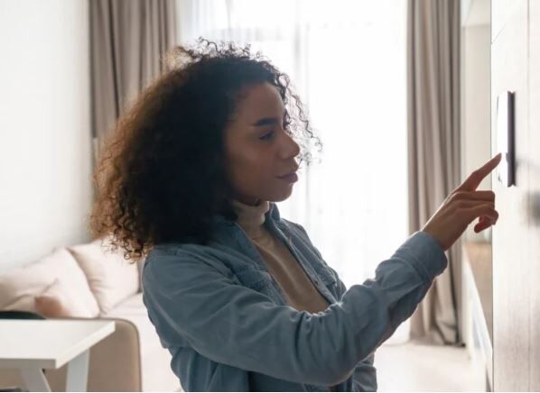 Shelly Wall Display - Schwarz_4