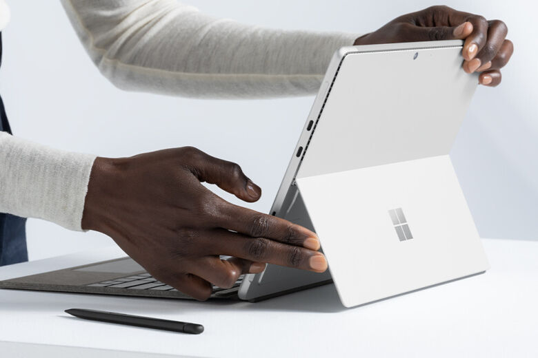 Microsoft Surface Pro Keyboard mit Stiftaufbewahrung - schwarz_5